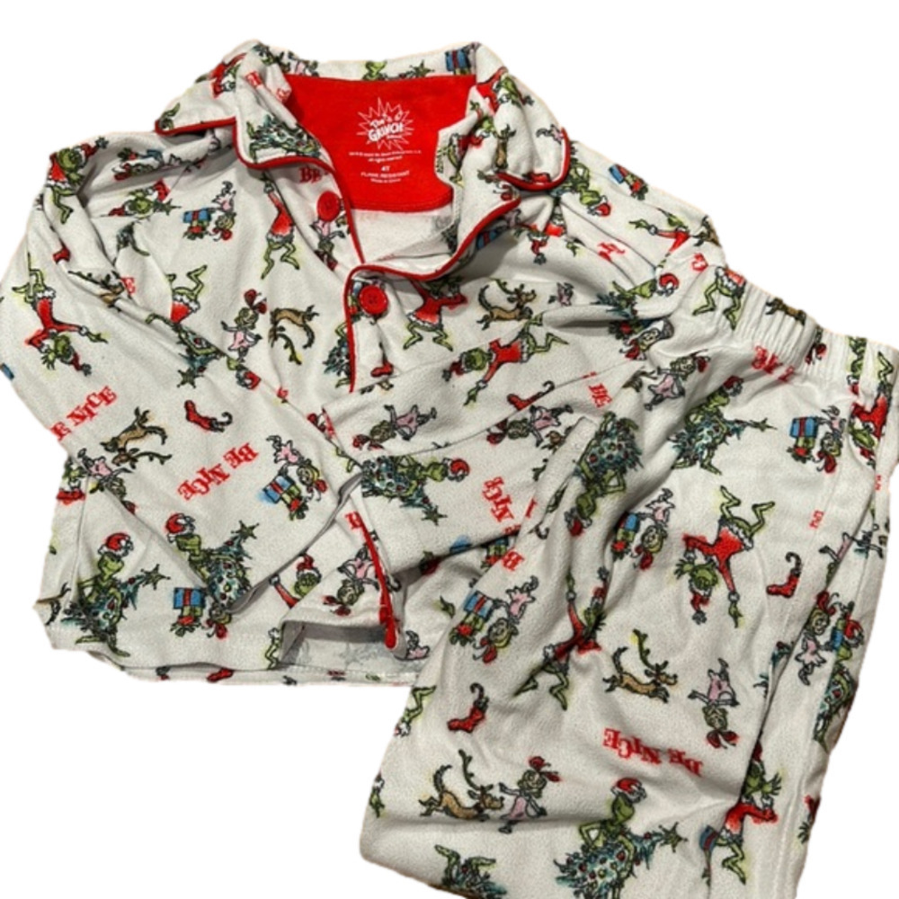 Dr Seuss the grinch 4 t pajamas good condition